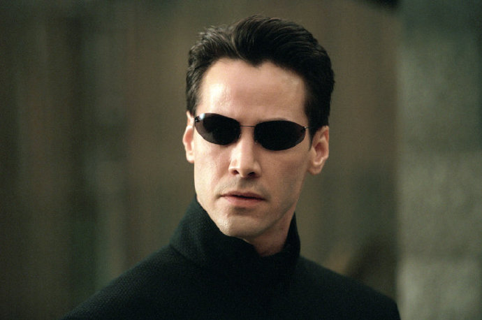 华纳宣布制作电影《黑客帝国4》，基努里维斯等主演回归，2020年开拍。 ​​​​
