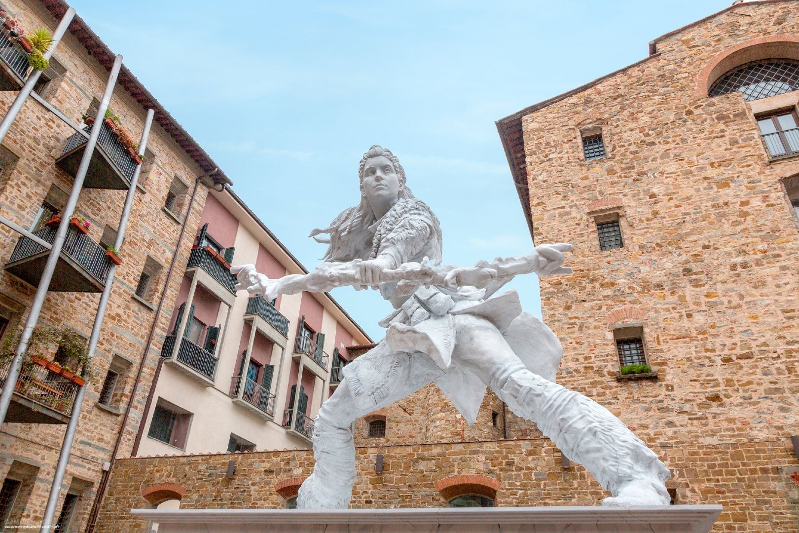 SIE在佛罗伦萨竖立埃洛伊雕像：向坚强、独立、奋斗的女性致敬