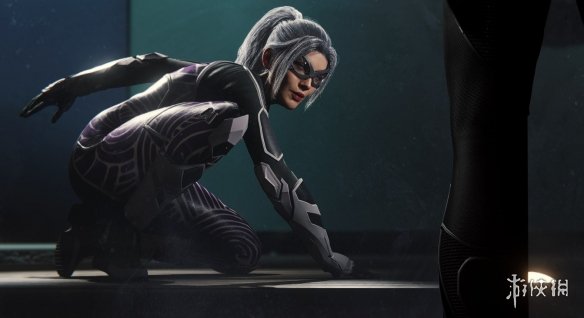《漫威蜘蛛侠：重制版》黑猫紫色花纹性感战衣MOD电脑版下载