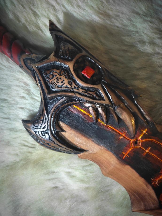 玩家用木板自制《战神》武器混沌之刃 二次世界 第6张