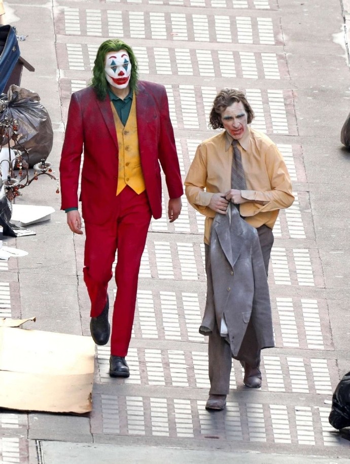《小丑2》曝光全新片场照 二次世界 第2张
