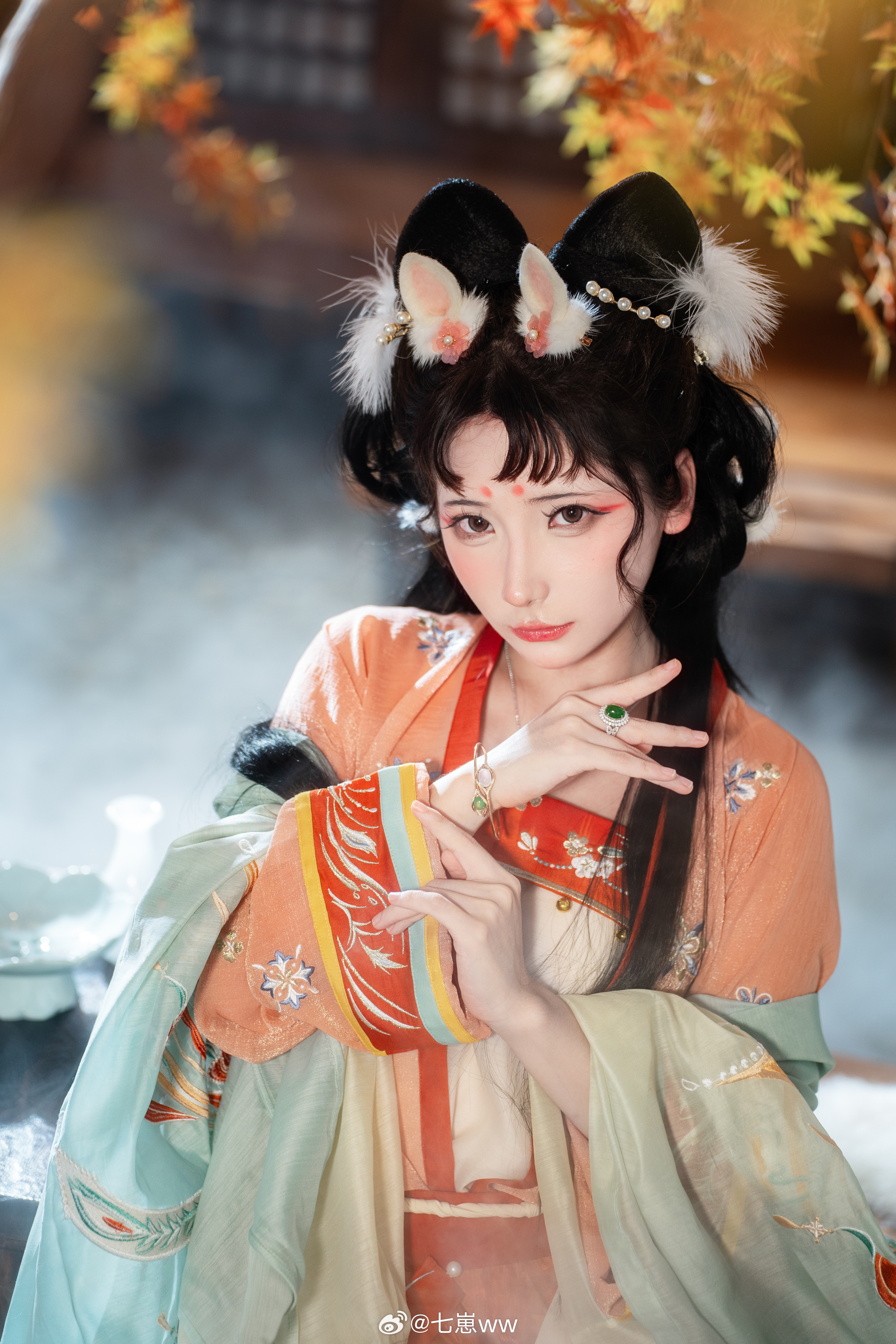 Cos美图-动漫Coser@七崽ww「 秋已至，一缕桂香」