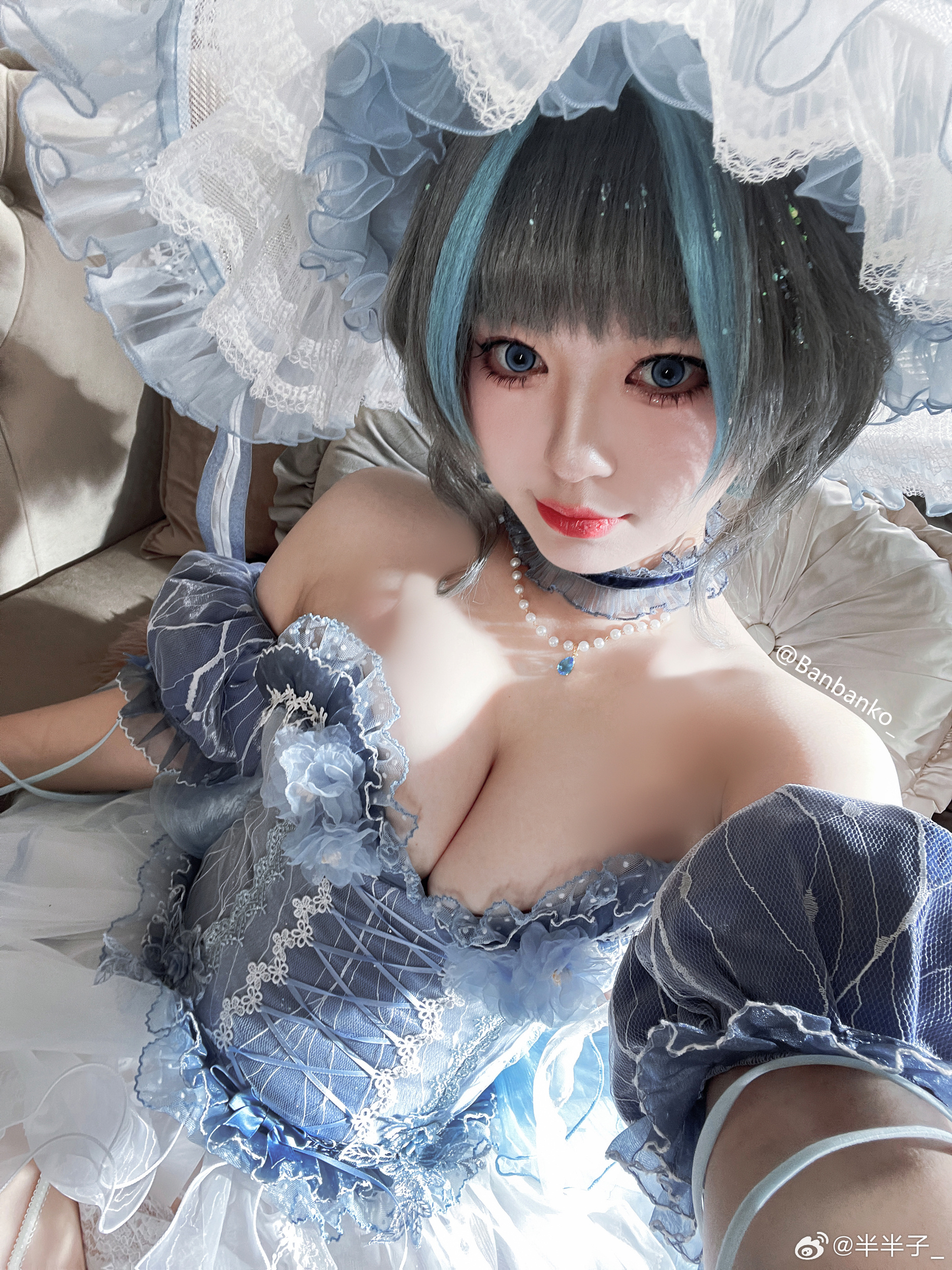 动漫Coser 半半子_ 柴郡礼服