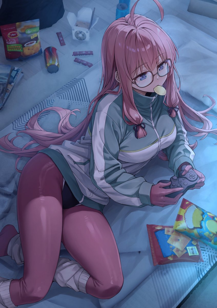 41fa7847f82a5f0f8da22550d824a84a.jpg