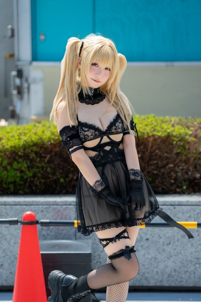 伊织萌 Grok 伴侣Ani Cosplay ???